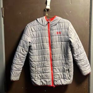 UNDER ARMOUR youth XL grey and red hooded puffer coat